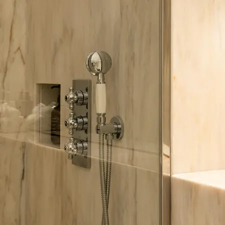 Clerigos 82 Luxury Housing Apartment Porto