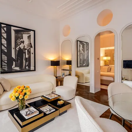 Apartment Clerigos 82 Luxury Housing