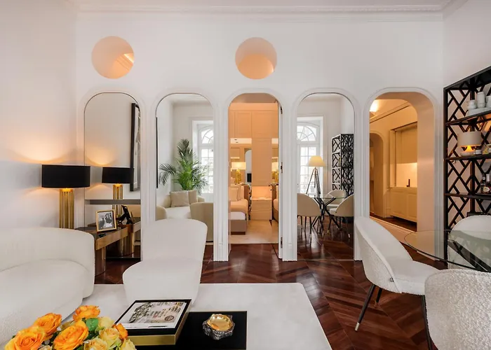 Clerigos 82 Luxury Housing Daire *