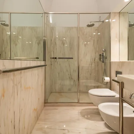 Clerigos 82 Luxury Housing Porto