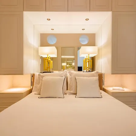 Clerigos 82 Luxury Housing