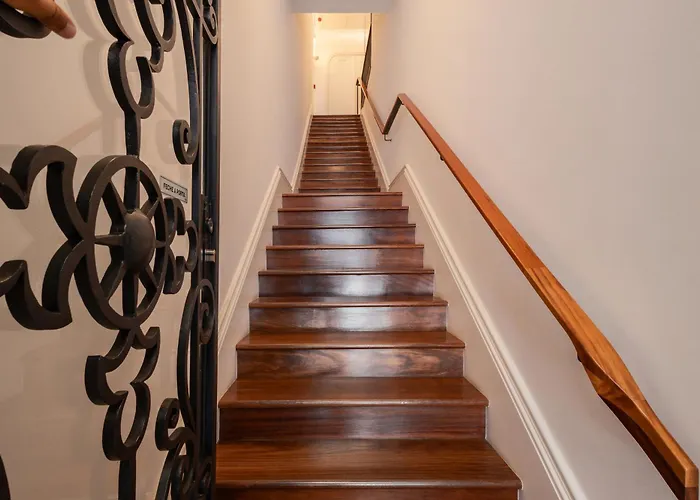 Clerigos 82 Luxury Housing