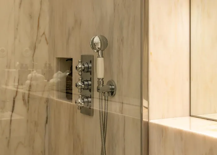 Clerigos 82 Luxury Housing Apartment Porto